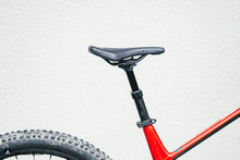 Limotec EP1 升降座管– 第一款专为电动自行车设计的升降座管