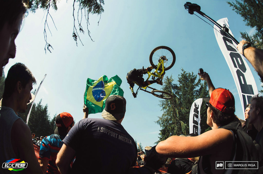 37 2015 Crankworx Whistler摆尾世锦赛.jpg