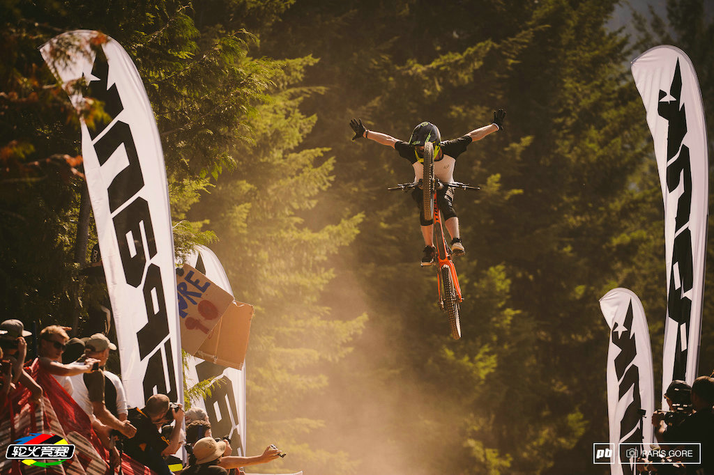 52 2015 Crankworx Whistler摆尾世锦赛.jpg