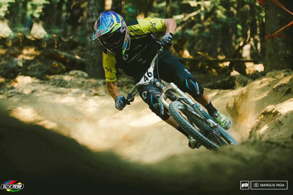 07 2015 Crankworx Whistler惠斯勒单车节Fox Air DH速降赛.jpg