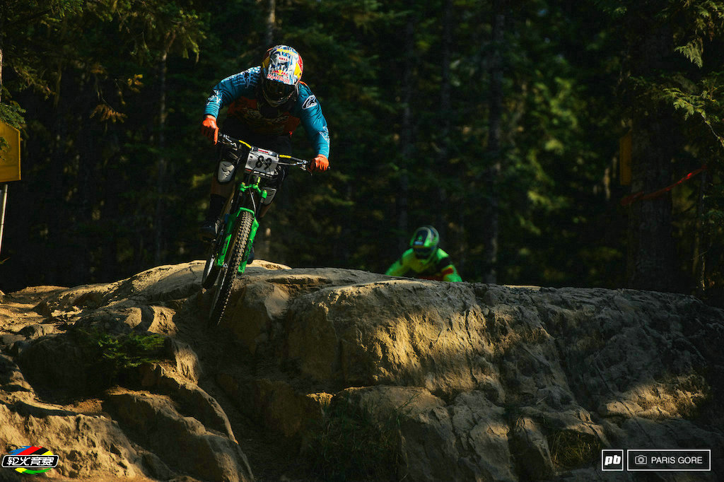 11 2015 Crankworx Whistler惠斯勒单车节Fox Air DH速降赛.jpg