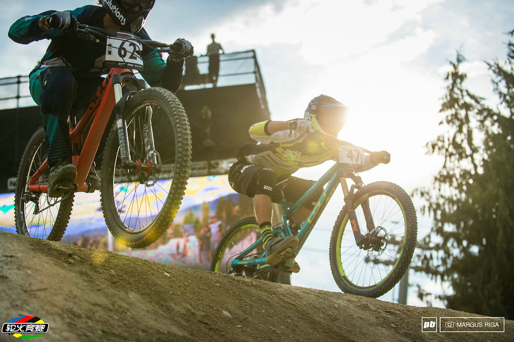 17 2015 Crankworx Whistler之Giant双人绕杆赛.jpg