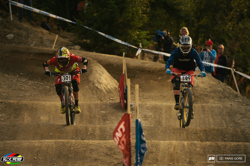 39 2015 Crankworx Whistler之Giant双人绕杆赛.jpg