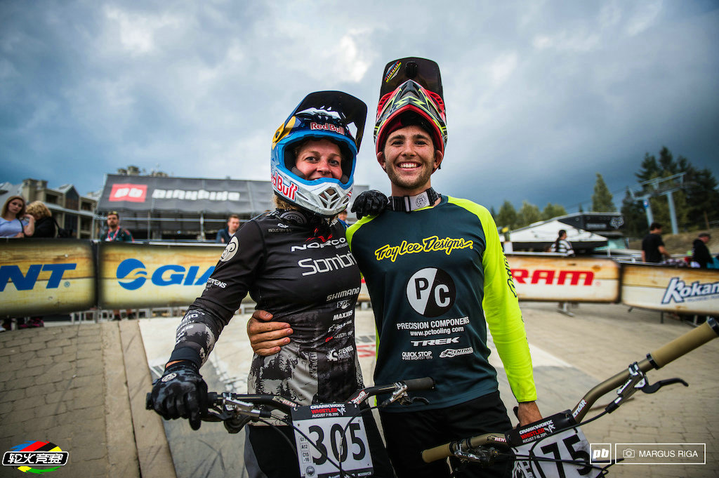 51 2015 Crankworx Whistler之Giant双人绕杆赛.jpg