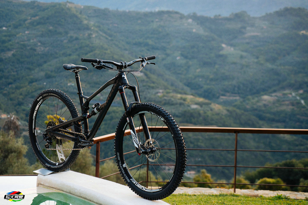 14 Nukeproof Mega 275和290首骑印象.jpg 14 Nukeproof Mega 275和290首骑印象.jpg