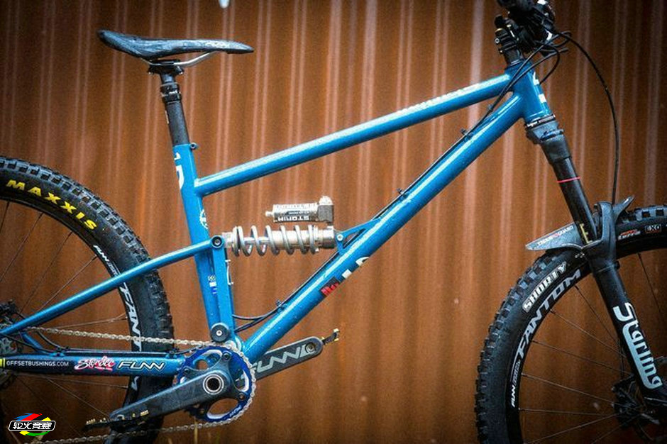 08 刚与柔：STARLING MK3手工钢架enduro车测试.jpg