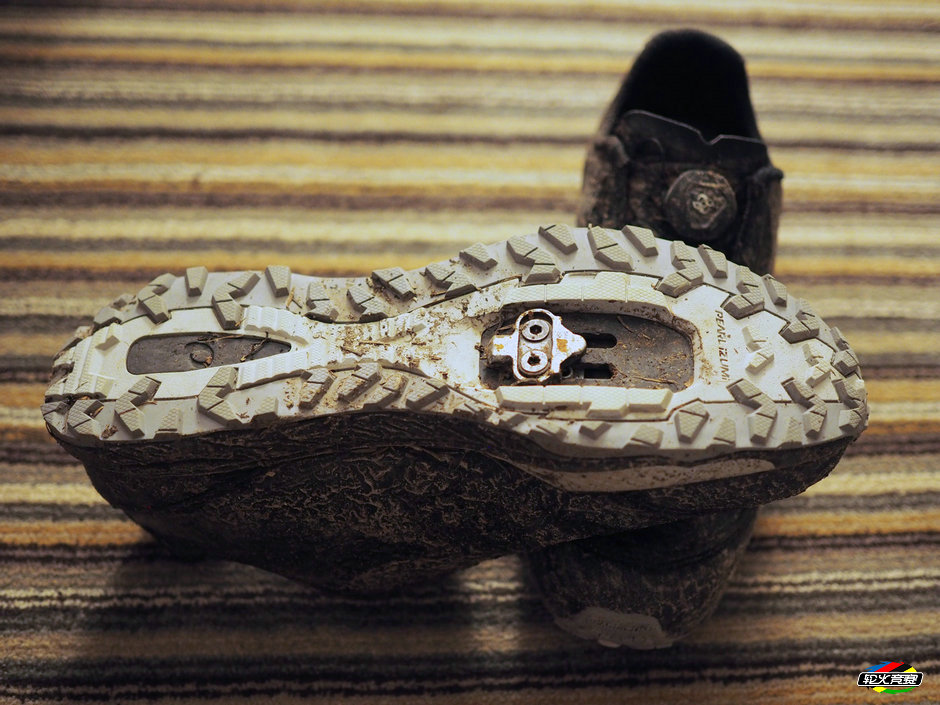 06  Pearl Izumi X-Alp Launch II山地锁鞋测评.jpg