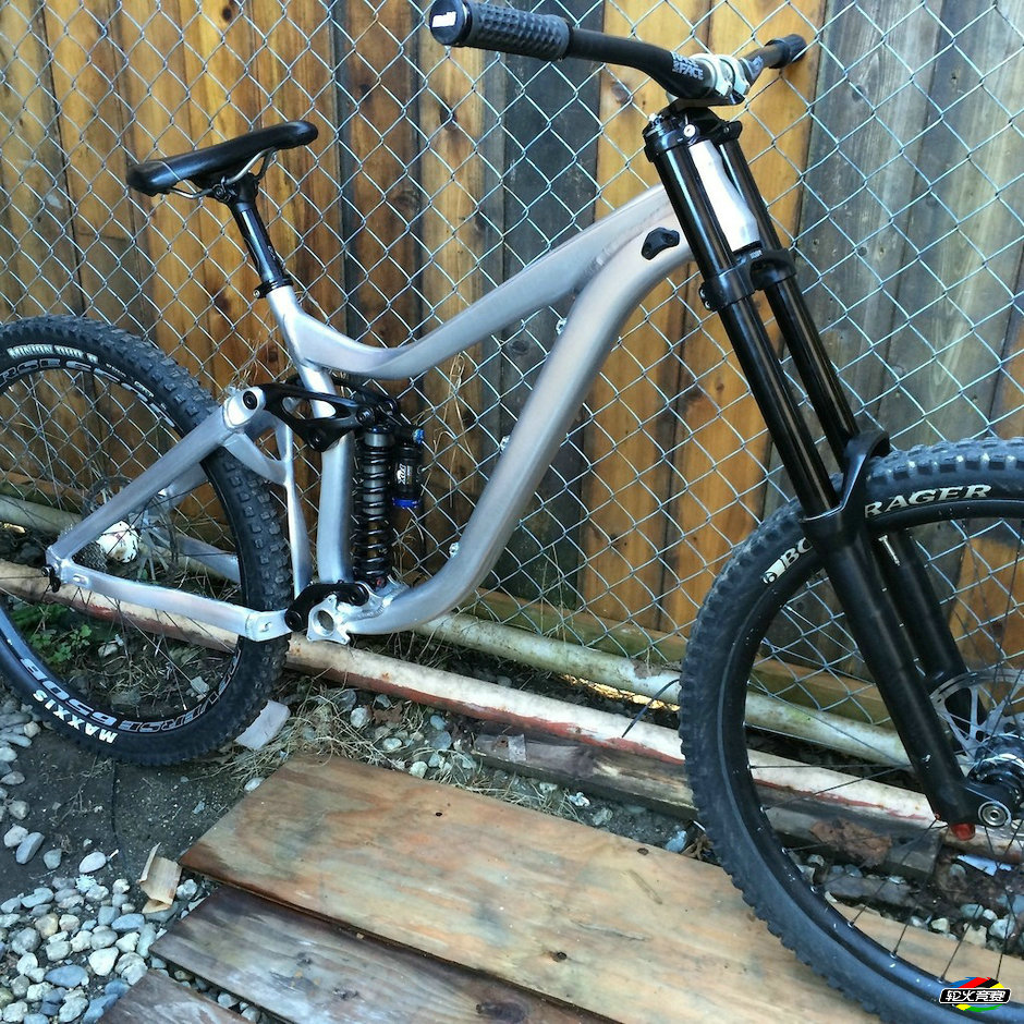 2015 giant glory 650b定制版速降车