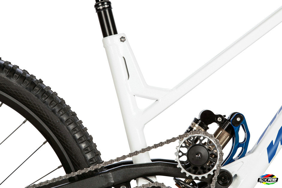 here-s-the-first-bike-to-use-supre-the-drivetrain-with-the-world-s-toughest-derailleur_24