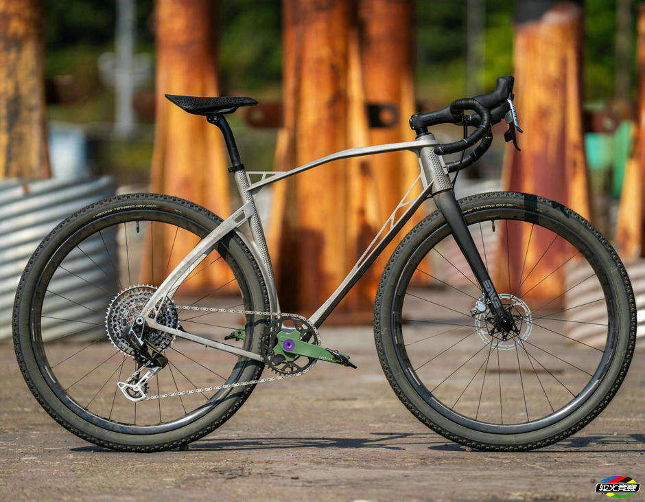 Heavy-Bikes-Hypocrite-Gravel24.jpg
